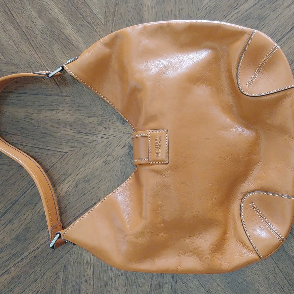 Michael Kors Tan Leather Hobo Bag - Picture 2 of 7